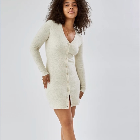 Aritzia Alexandra dress - Picture 3 of 5